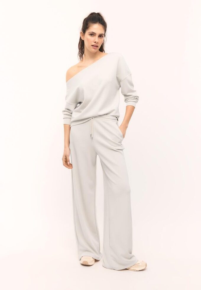 Felpa Soft Touch con spalle scoperte Felpa Soft Touch con spalle scoperte