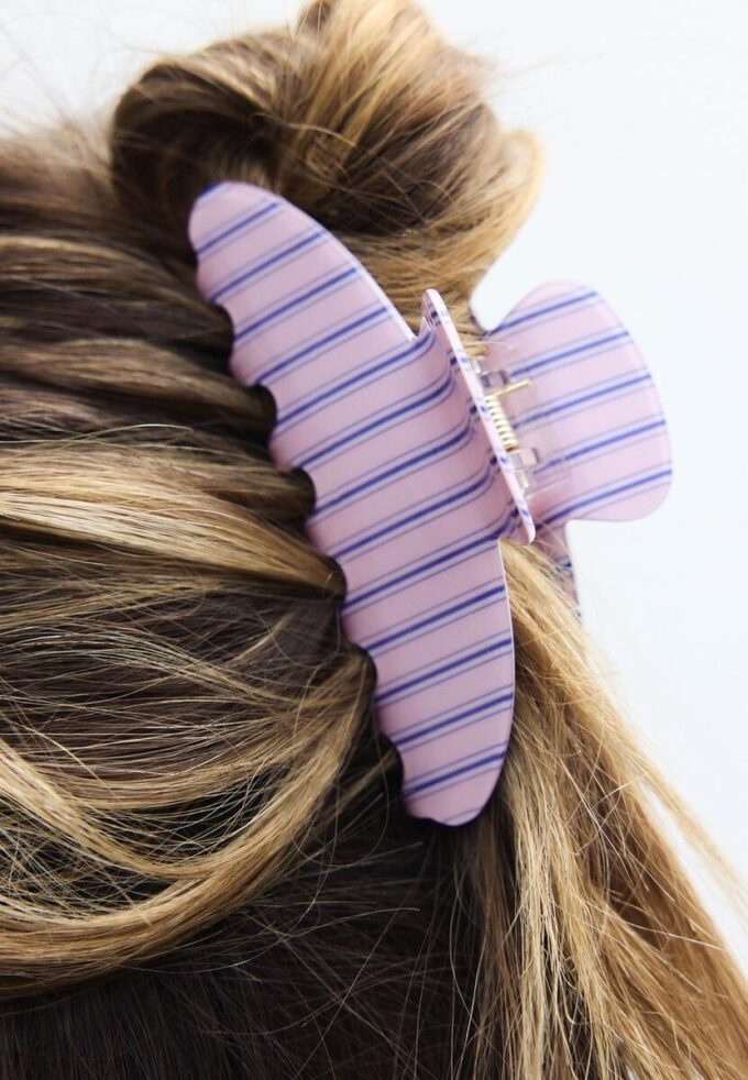 Fibbia in pelliccia a righe