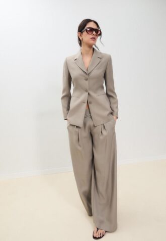 Giacca aderente a 3 bottoni