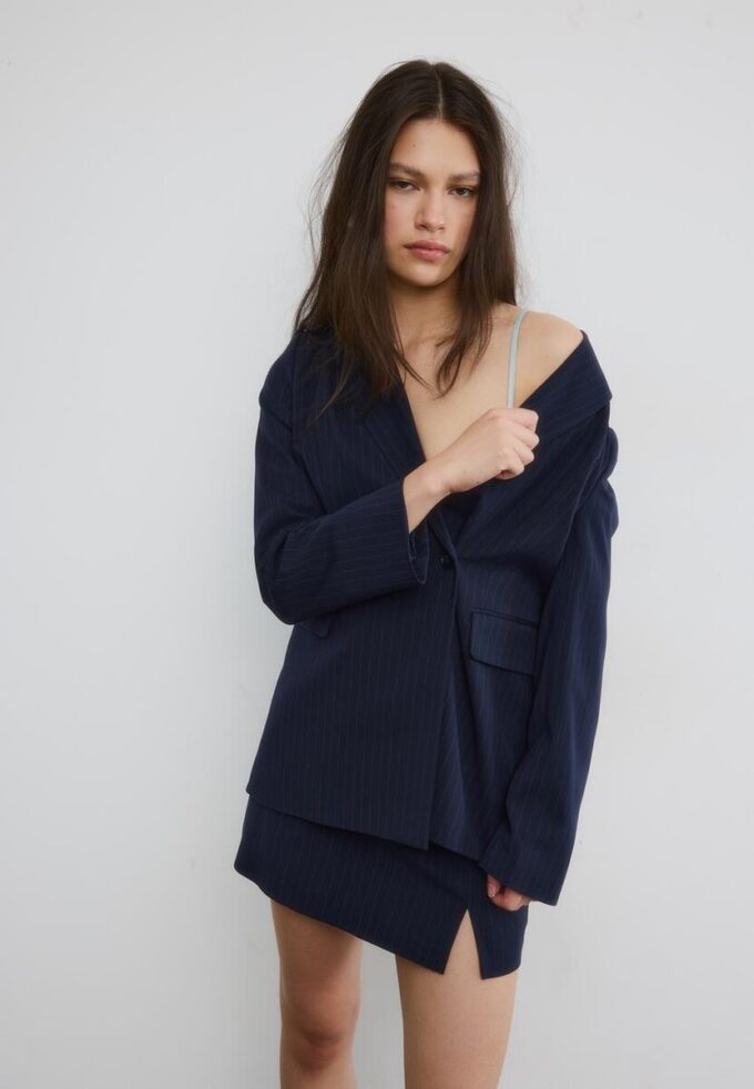 Giacca aderente a righe Giacca aderente a righe