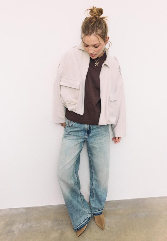 Giacca bomber in ecopelle scamosciata Giacca bomber in ecopelle scamosciata