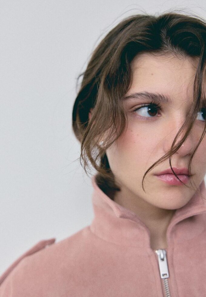 Giacca bomber in ecopelle scamosciata Giacca bomber in ecopelle scamosciata