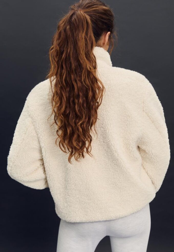 Giacca con zip foderata in finta pelle di montone Giacca con zip foderata in finta pelle di montone