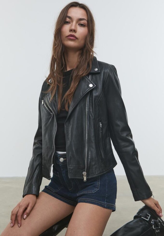 Giacca da motociclista in pelle Giacca da motociclista in pelle