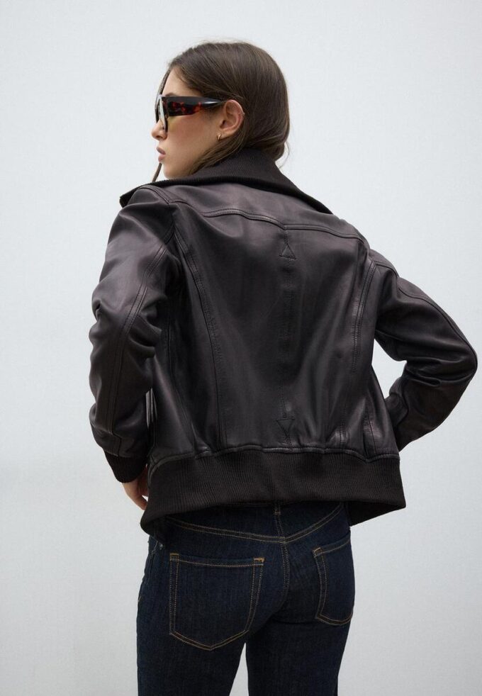 Giacca in pelle combinata a coste