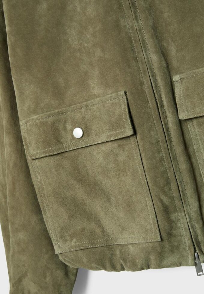 Giacca in pelle con tasche Giacca in pelle con tasche