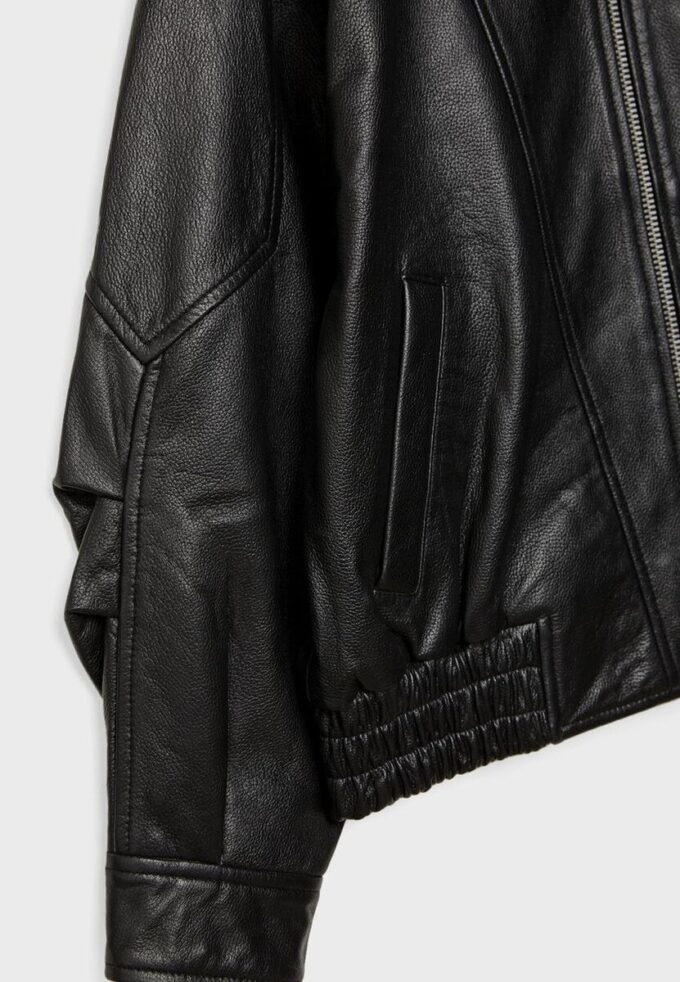 Giacca in pelle oversize Giacca in pelle oversize