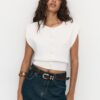 Gilet in maglia con spalline imbottite Gilet in maglia con spalline imbottite