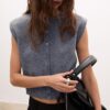 Gilet in maglia con spalline imbottite Gilet in maglia con spalline imbottite