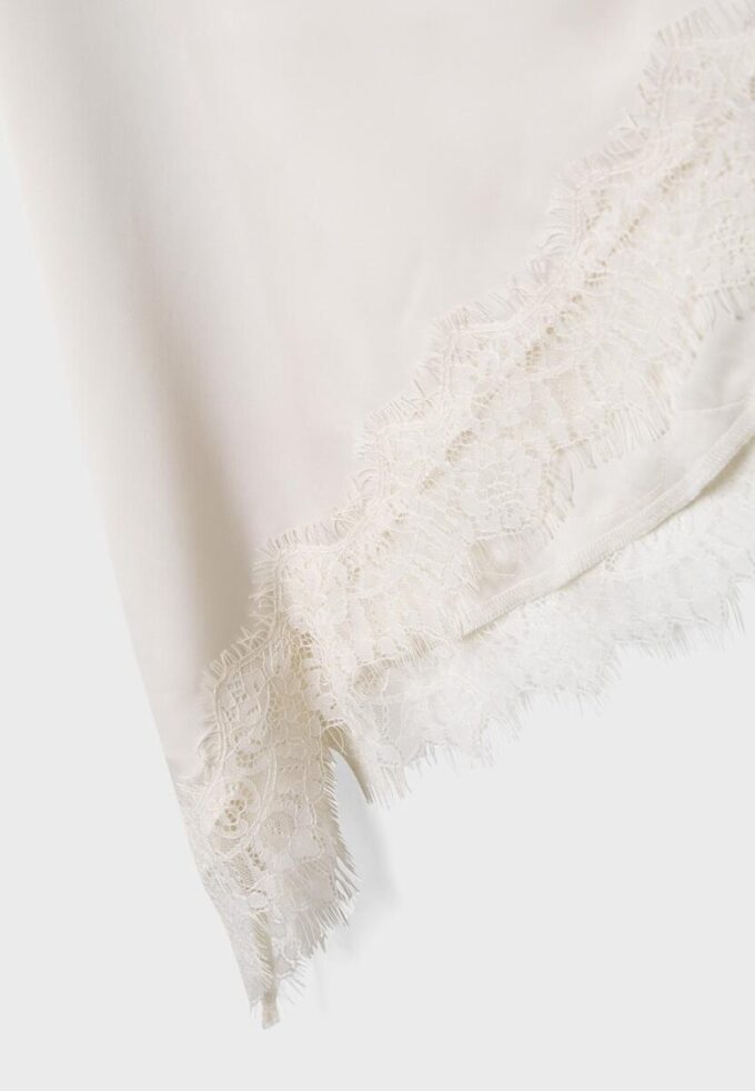 Gonna asimmetrica in raso