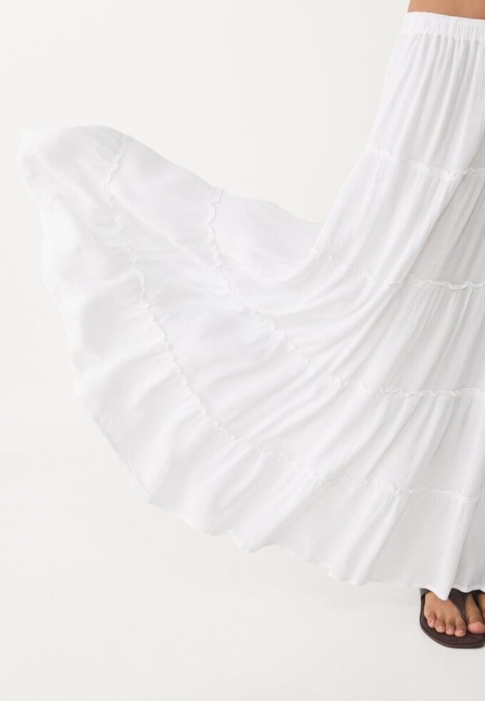 Gonna midi a pannelli fluida