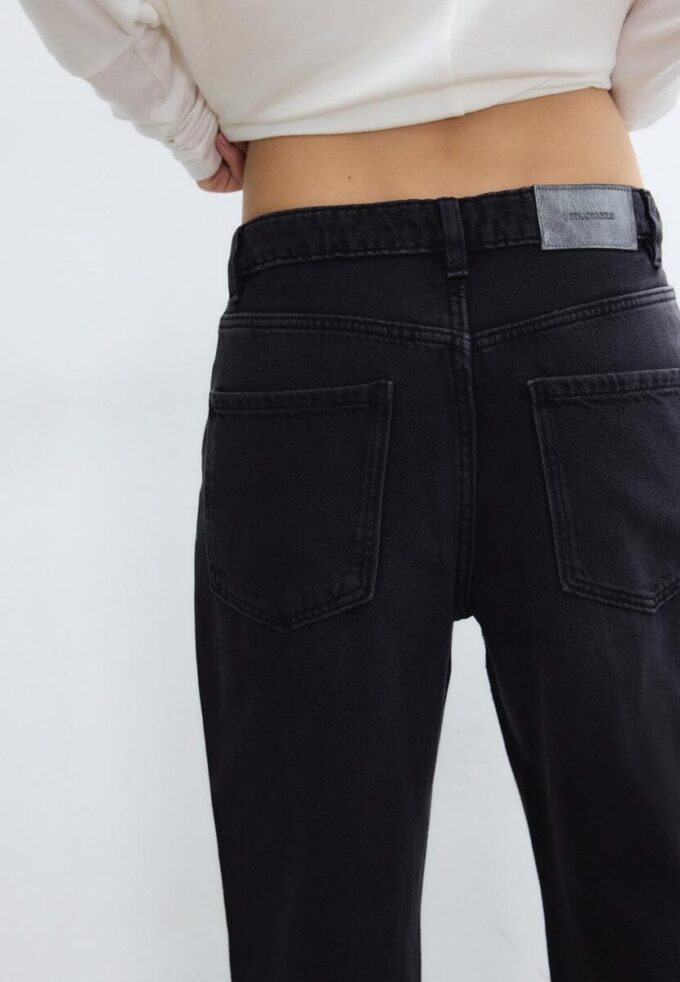 Jeans a gamba dritta con strass