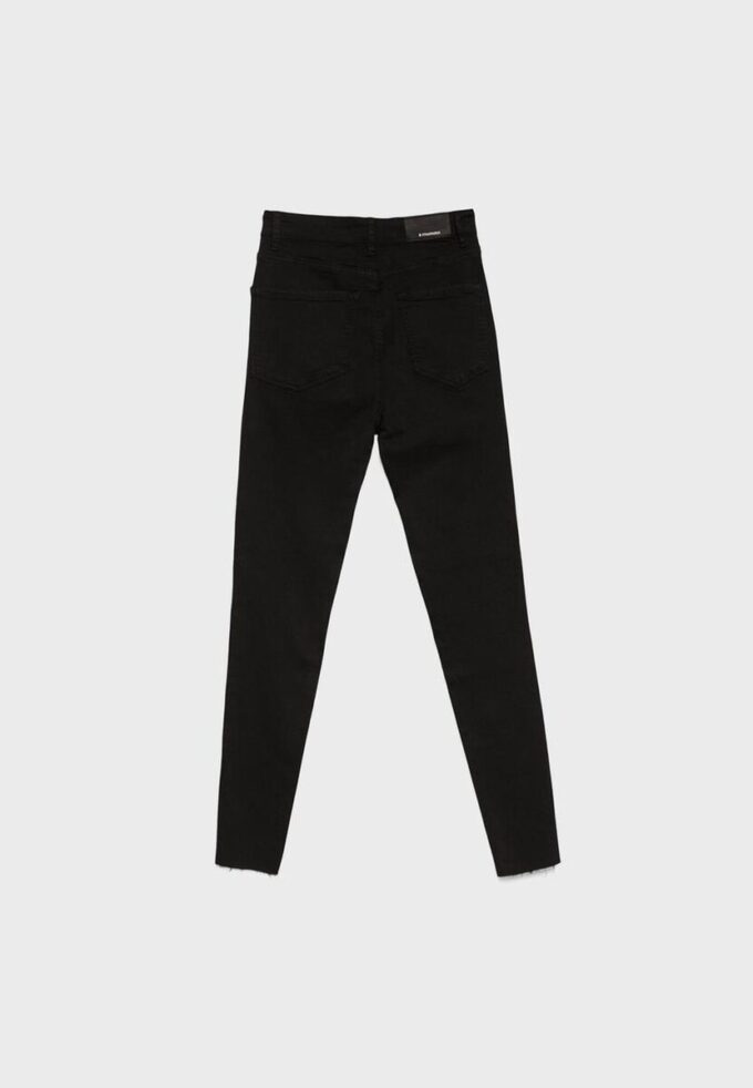 Jeans a vita altissima Jeans a vita altissima