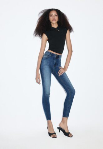 Jeans skinny a vita regolare D07
