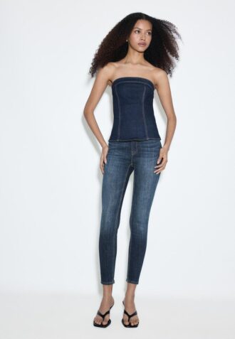 Jeans skinny a vita regolare D07