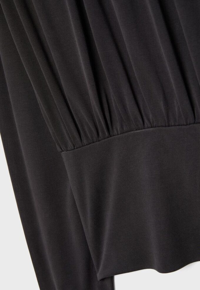 Maglietta asimmetrica Soft Touch Maglietta asimmetrica Soft Touch