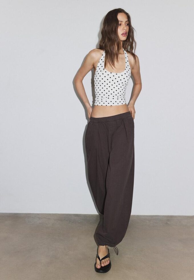 Maglietta con scollo all’americana