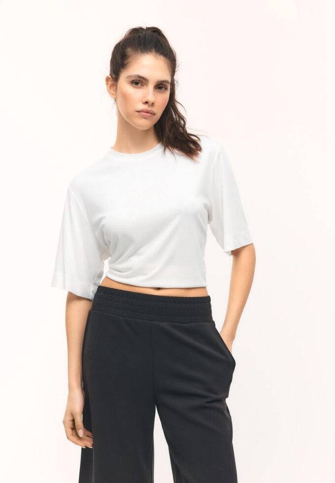 Maglione a collo alto Oversize Soft Touch morbido al tatto Maglione a collo alto Oversize Soft Touch morbido al tatto