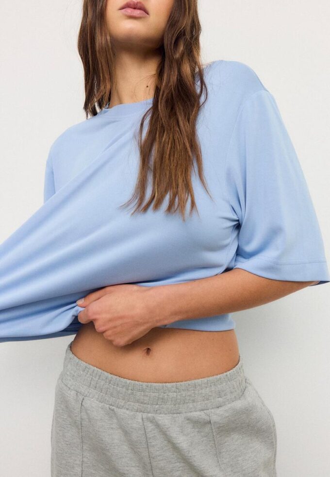 Maglione a collo alto Oversize Soft Touch morbido al tatto Maglione a collo alto Oversize Soft Touch morbido al tatto