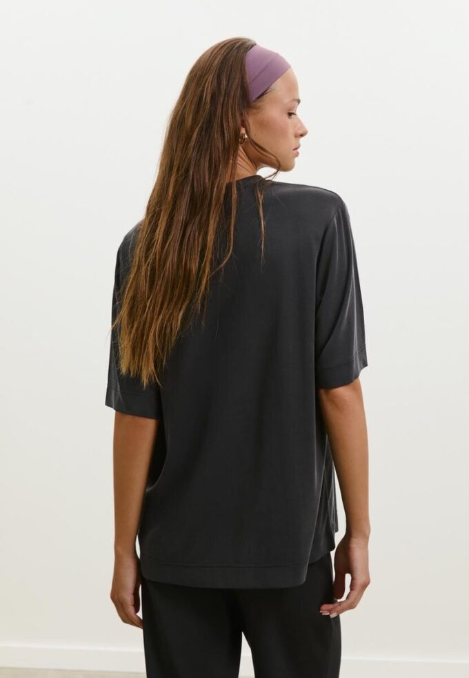 Maglione a collo alto Oversize Soft Touch morbido al tatto Maglione a collo alto Oversize Soft Touch morbido al tatto