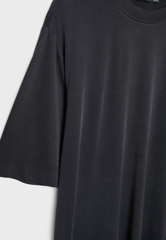 Maglione a collo alto Oversize Soft Touch morbido al tatto Maglione a collo alto Oversize Soft Touch morbido al tatto