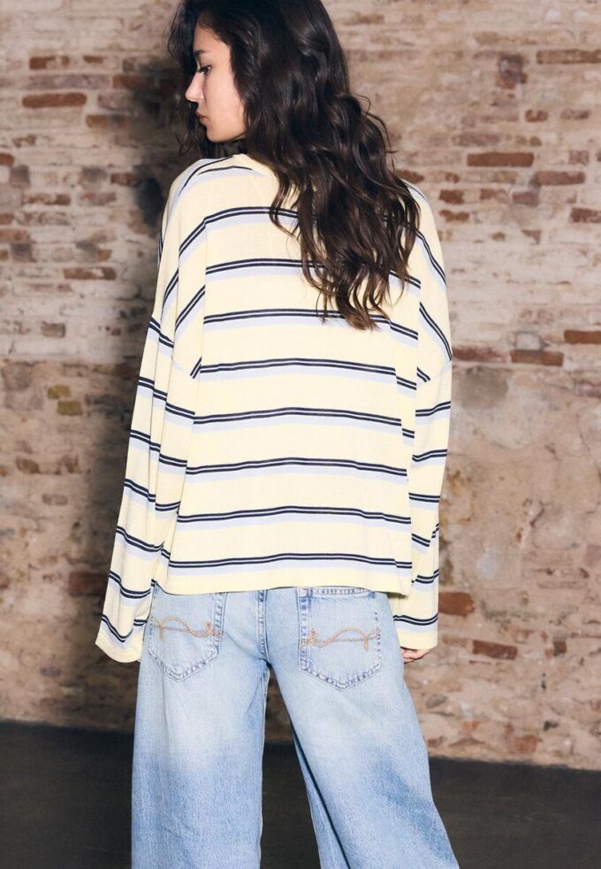 Maglione a righe in maglia fine Maglione a righe in maglia fine