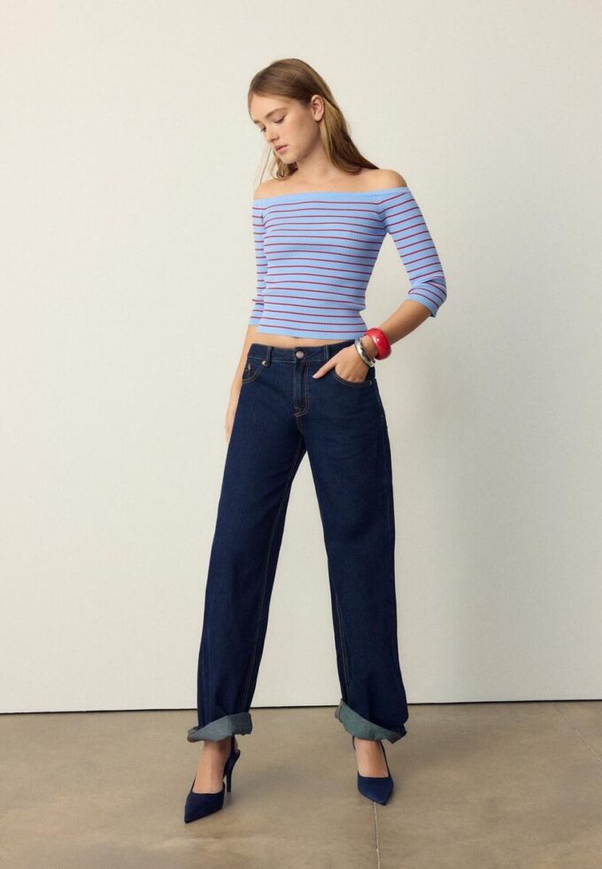 Maglione aderente a righe in maglia Maglione aderente a righe in maglia