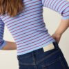 Maglione aderente a righe in maglia Maglione aderente a righe in maglia