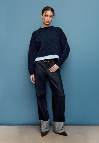 Maglione in maglia a due tessuti con collo staccabile