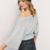 Maglione in maglia a maniche larghe Maglione in maglia a maniche larghe