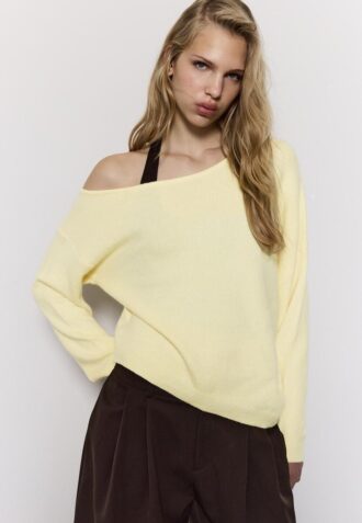 Maglione in maglia asimmetrico