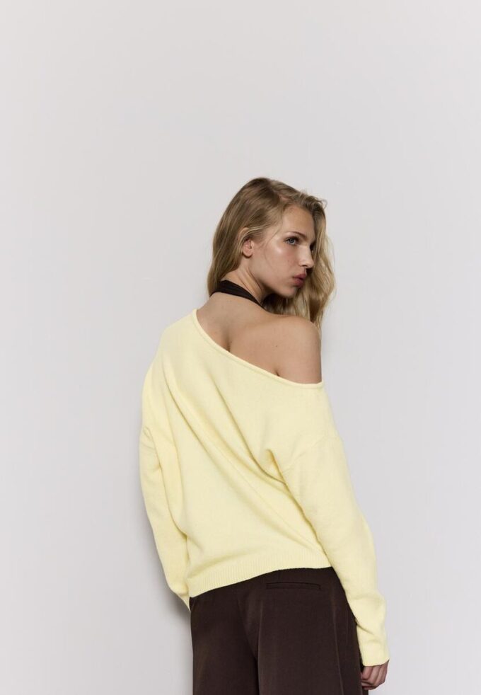 Maglione in maglia asimmetrico Maglione in maglia asimmetrico