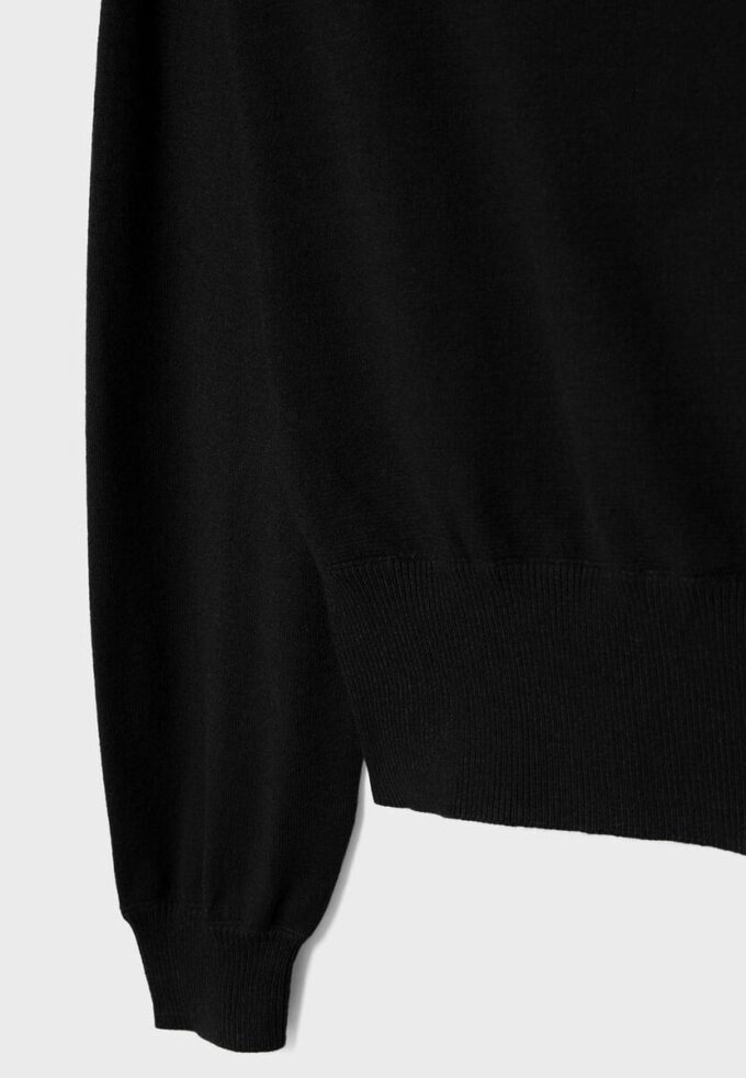 Maglione in maglia asimmetrico Maglione in maglia asimmetrico