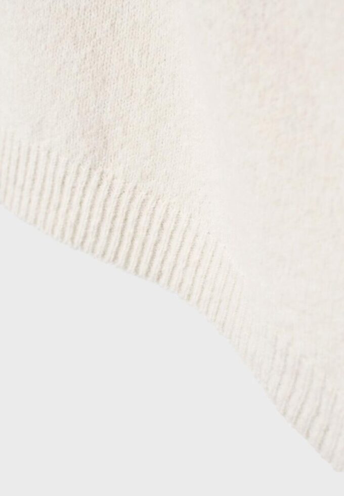 Maglione in maglia asimmetrico Maglione in maglia asimmetrico