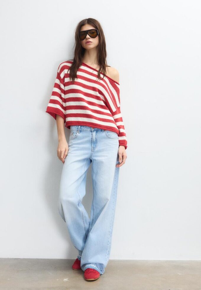 Maglione in maglia con scollo a barchetta Maglione in maglia con scollo a barchetta