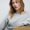 Maglione in maglia Soft Touch con scollo a barchetta Maglione in maglia Soft Touch con scollo a barchetta