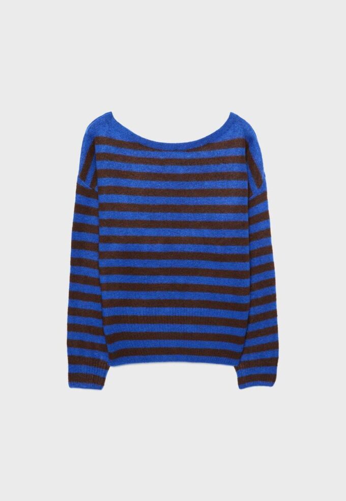 Maglione in maglia Soft Touch con scollo a barchetta Maglione in maglia Soft Touch con scollo a barchetta