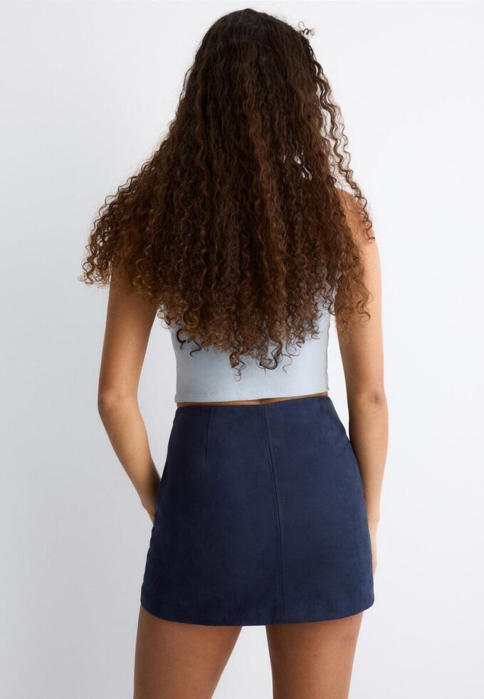 Mini Skort in finta pelle scamosciata Mini Skort in finta pelle scamosciata