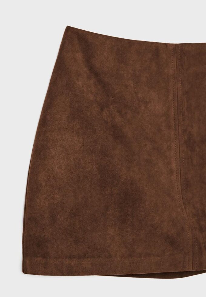 Mini Skort in finta pelle scamosciata Mini Skort in finta pelle scamosciata