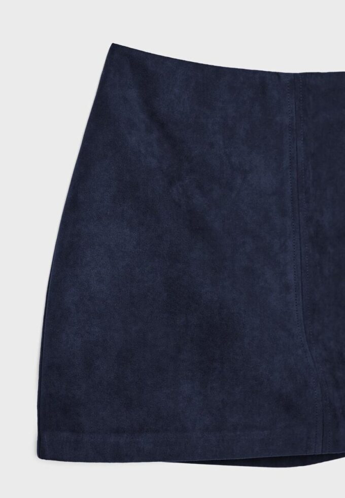 Mini Skort in finta pelle scamosciata Mini Skort in finta pelle scamosciata