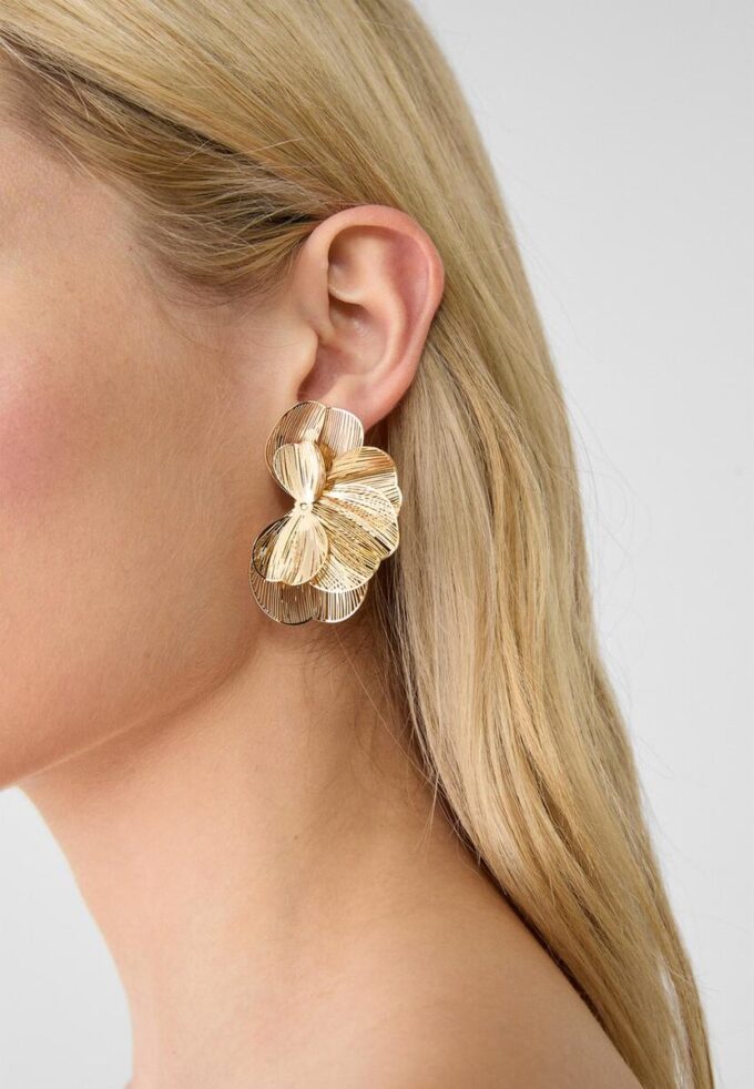 Orecchini a ventaglio con fiori in rilievo