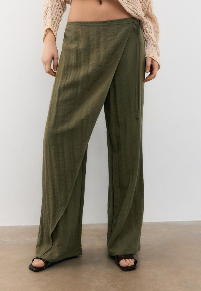 Pantaloni a portafoglio fluidi