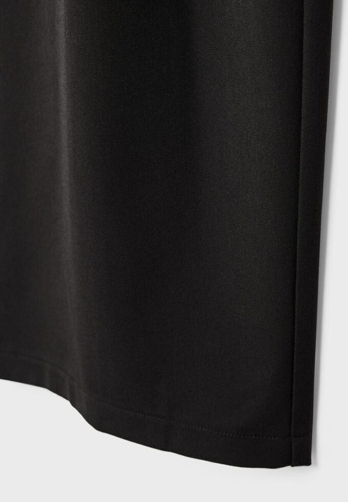 Pantaloni eleganti a zampa con pinces