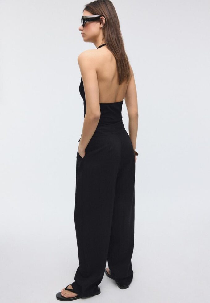 Pantaloni fluidi con fibbia