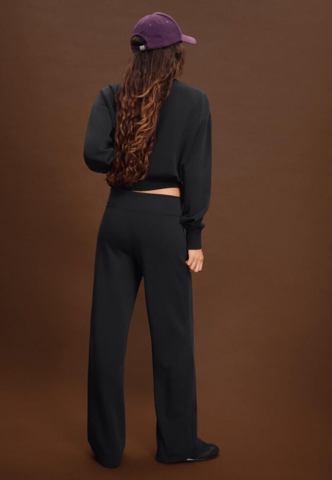 Pantaloni jogger a gamba dritta Soft Touch con dettagli a pieghe