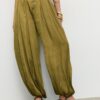 Pantaloni sarouel in raso con cintura