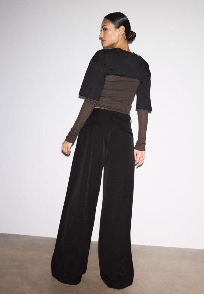 Pantaloni sartoriali Wide Leg con pinces Pantaloni sartoriali Wide Leg con pinces