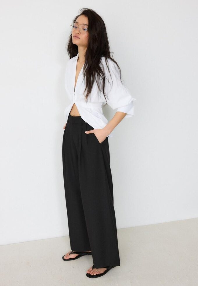 Pantaloni super larghi regolabili Pantaloni super larghi regolabili