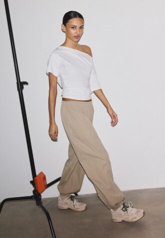 Pantaloni tecnici a palloncino per il Parachute