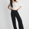 Pantaloni Wide Leg con dettaglio fibbia Pantaloni Wide Leg con dettaglio fibbia